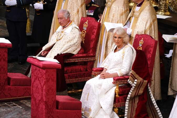 Couronnement de Charles III le 6 mai en l'abbaye de Westminster : le roi Charles III et la reine Camilla