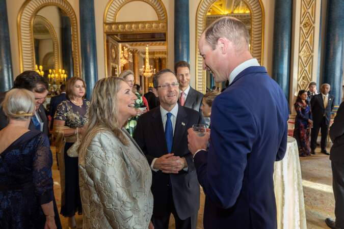 Réception à Buckingham Palace à la veille du couronnement : le prince William 