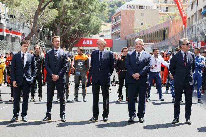 Pierre Casiraghi et Louis Ducruet, membres éminents de la famille princière, au E-Prix de Monaco, le 6 mai 2023.