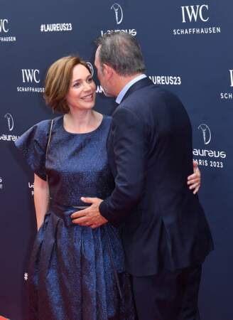 Jean Dujardin et sa femme Nathalie Péchalat complices aux Laureus World Sports Awards, le 8 mai 2023.