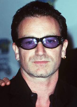 Depuis 1999, il prend une part active à la campagne visant à annuler la dette des pays du Tiers monde. Bono a alors 39 ans.