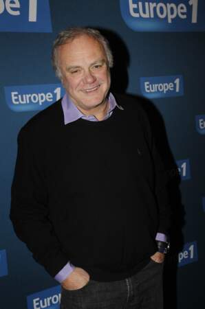 En 2011, Laurent Cabrol utilise sa voix pour la publicité du groupe Euromaster à la radio. Il a 64 ans 