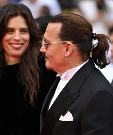 Maïwenn adresse un grand sourire à Johnny Depp