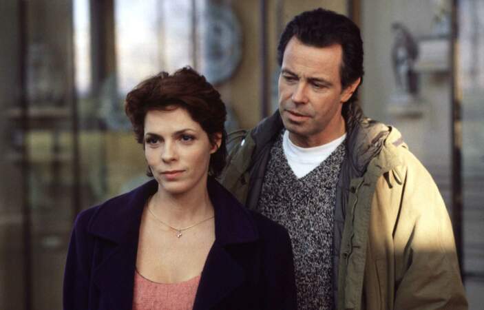 En 1998, l'acteur de 51 ans joue dans Le papa de Léa sur TF1, avec Elisabeth Bourgine.