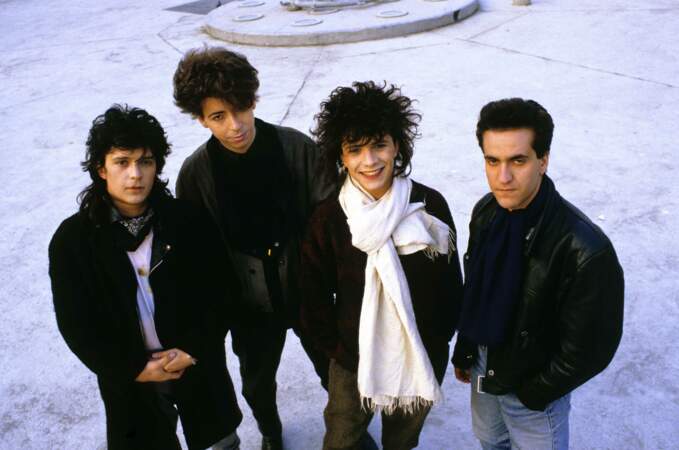 En 1986, déjà trois albums sont sortis avec le groupe. L'aventurier, Le péril jaune et 3. Il a 27 ans