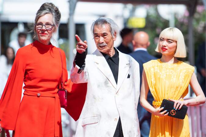 Festival de Cannes 2023 - Montée des marches du film Perfect Days de Wim Wenders : Donata Wenders, Min Tanaka et Aoi Yamada 