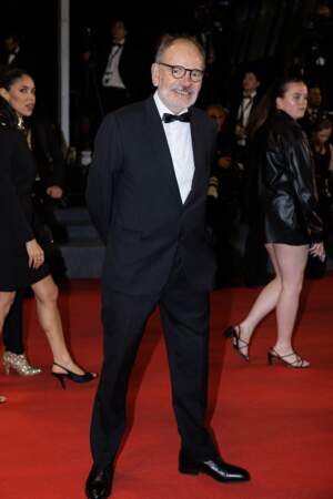 Festival de Cannes 2023 - Montée des marches du film Vers un avenir radieux : Jean-Pierre Darroussin