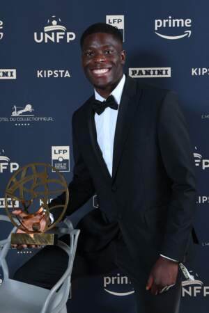 31ème cérémonie des Trophées UNFP : Marshall Munetsi remporte le trophée du joueur citoyen.