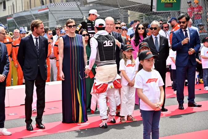 Andrea Casiraghi, le prince Albert II de Monaco et la princesse Charlène de Monaco,  le roi de Malaisie, Abdullah Shah, Mohammed Ben Sulayem, le président de la Fédération internationale automobile (FIA) lors de la remise de prix du 80ème Grand Prix de Monaco de Formule 1.