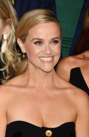 Reese Witherspoon est à la même place de Dolly, soit la dixième place du classement.