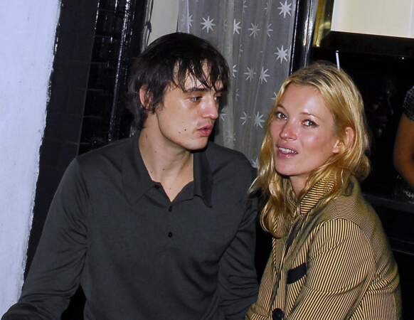 En 2005, le couple qu'il forme avec le top-model Kate Moss fait la une des médias britanniques.