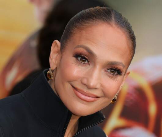 Le 12 juin 2023, de nombreuses célébrités ont assisté à l'avant-première du film The Flash, à Hollywood.
Jennifer Lopez a captivé l'attention des photographes.