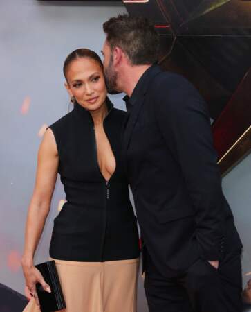 Ben Affleck et Jennifer Lopez à la première du film The Flash à Los Angeles, le 12 juin 2023.
