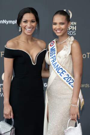 Cindy Fabre et Miss France 2023 Indira Ampiot lors de la cérémonie de clôture de la 62e édition du festival de télévision de Monte-Carlo le 20 juin 2023.