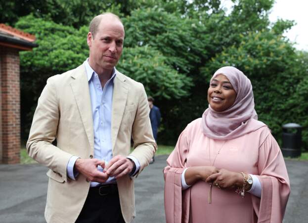 Le prince William durant l'Homewards Initiative - Il se rend au centre Verdon Recreation avec une membre de la communauté