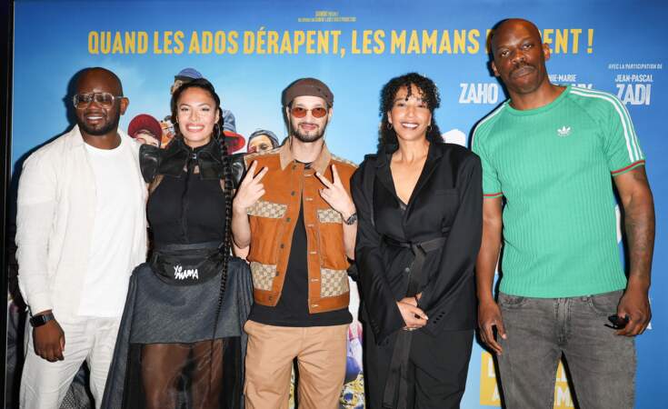 L'avant première du film Yo Mama à l'UGC Bercy - L'équipe du film avec Amadou Mariko, Zaho, Soolking, Jean-Pascal Zadi et la réalisatrice Leïla Sy
