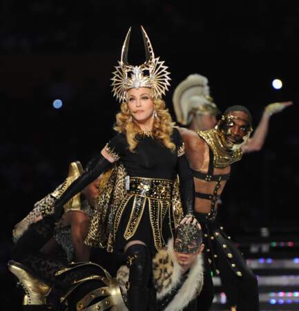 Madonna en gladiatrice au Super Bowl en 2012