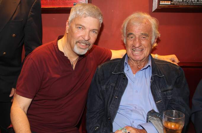 Jean-Philippe Viaud, à gauche de la photo en compagnie de Jean-Paul Belmondo, a travaillé au sein du programme de 1990 à 2019.
Depuis, il est toujours réalisateur, journaliste, et spécialiste de théâtres et spectacles vivants.