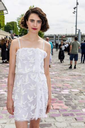 Défilé Chanel Automne/Hiver 2023/24 lors de la Fashion Week de Paris : Margaret Qualley.