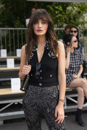 Défilé Chanel Automne/Hiver 2023/24 lors de la Fashion Week de Paris : Phoebe Tonkin.
