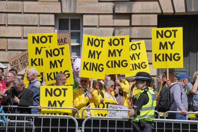 Le couronnement écossais de Charles III - En parallèle, une partie du peuple proteste contre la royauté