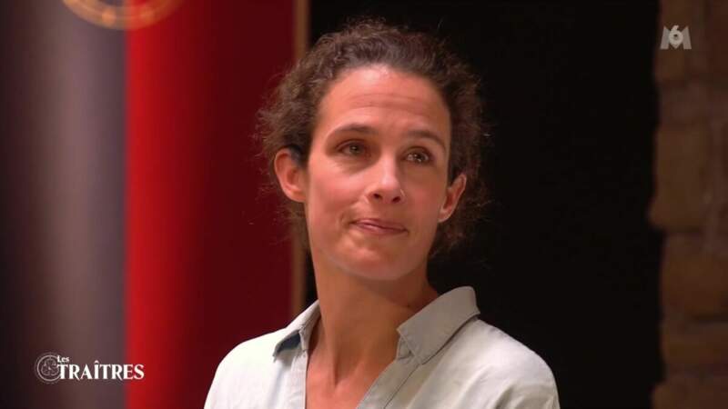 Dans la saison 1, c'est Clémence Castel, ex-candidate de Koh-Lanta, qui a remporté l'émission Les traîtres.