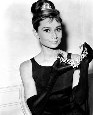 La célèbre star Audrey Hepburn possède elle aussi sa propre poupée Barbie
