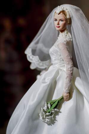 Voici la poupée Barbie à l'effigie de Grace Kelly