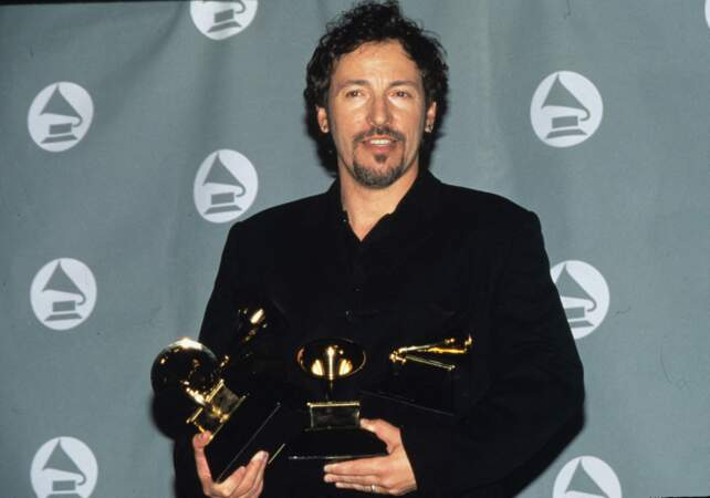 Bruce Springsteen est un auteur-compositeur-interprète et guitariste américain. Surnommé The Boss, il devait initialement recevoir son étoile.