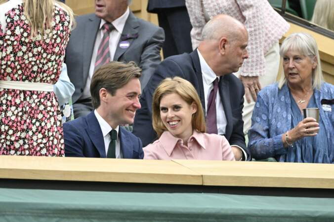 Finale hommes de Wimbledon opposant Novak Djokovic à Carlos Alcaraz le 16 juillet 2023 : la princesse Beatrice d’York et son mari Edoardo Mapelli Mozzi.