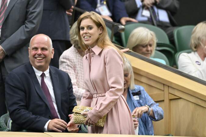 Finale hommes de Wimbledon opposant Novak Djokovic à Carlos Alcaraz le 16 juillet 2023 : la princesse Beatrice d’York et son mari Edoardo Mapelli Mozzi.