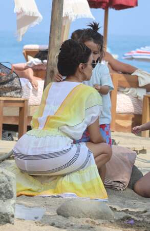 Le 1er juillet 2023, Eva Longoria et son mari avaient déjà emmené leur fils Santiago sur une plage de Marbella.