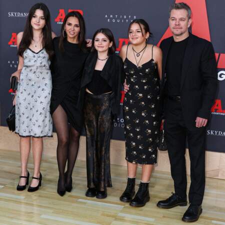 Papa poule de trois filles, Matt Damon est aussi le beau-papa d'Alexia, la première fille de Luciana Barroso, qu'il a adoptée.