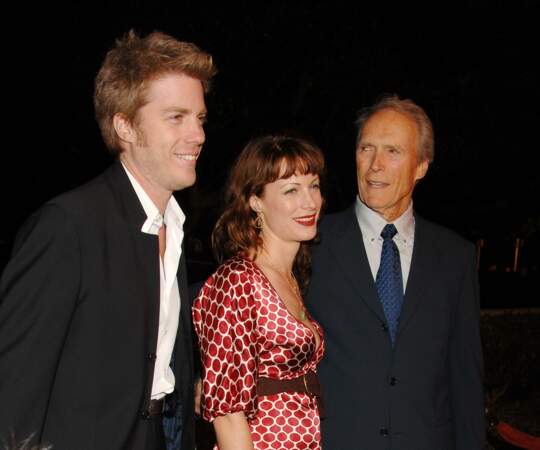 En 1967, Clint Eastwood a retrouvé Maggie Johnson, qui lui a donné deux enfants : Kyle, né en 1968, et Alison, née en mai 1972.