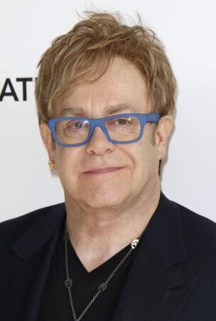 En 2010 sort l'album The Union, en duo avec Leon Russell, une des idoles d'Elton John. 