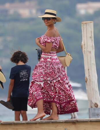 Emma Weymouth, mondaine et mannequin britannique à Saint-Tropez le 19 juillet 2023.