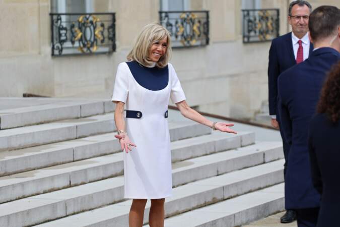Brigitte Macron accueille à bras ouverts le Dr Jill Biden à Paris