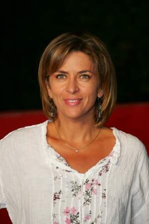 La même année elle reçoit le prix du héros de série préféré des Français lors du Festival de la fiction TV à Saint-Tropez
