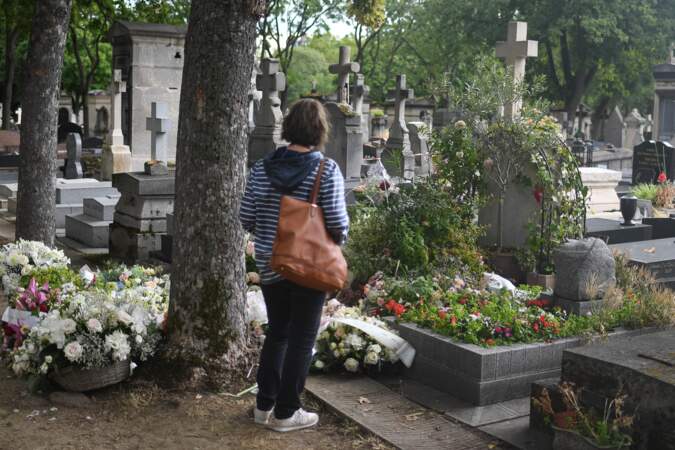 La tombe de Jane Birkin au cimetière du Montparnasse 