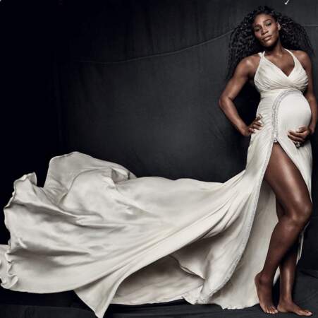En avril 2017, Serena Williams annonce être enceinte de son premier enfant et met fin à sa saison. Elle a alors 36 ans