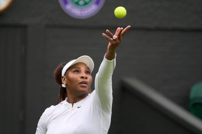 En 2022 à Wimbledon, Serena Williams est éliminée au premier tour par la Française Harmony Tan. Elle est alors 1204e au classement mondial.
