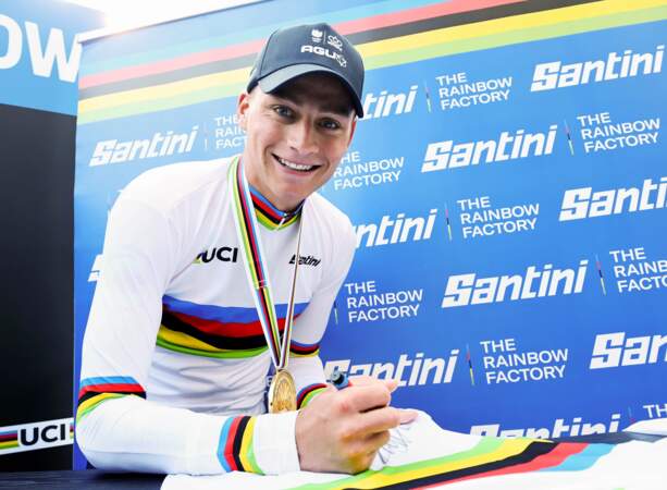 Mathieu van der Poel est le nouveau champion du monde de cyclisme sur route. Retour sur son parcours exceptionnel. 