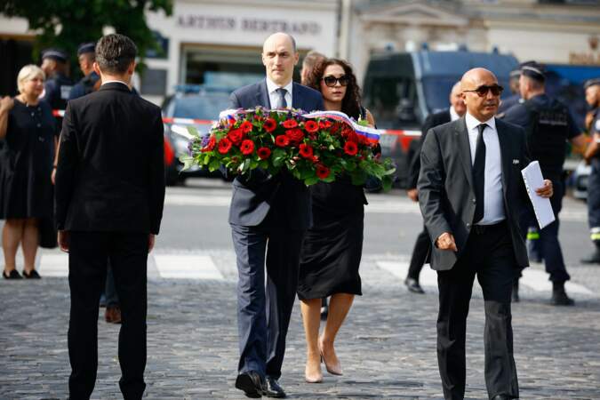 Des fleurs ont été offertes par la Russie aux obsèques d'Hélène Carrère d'Encausse