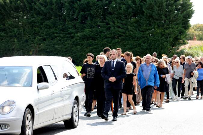 Obsèques civiles du journaliste Gérard Leclerc au cimetière des Trois-Moutiers à Loudun