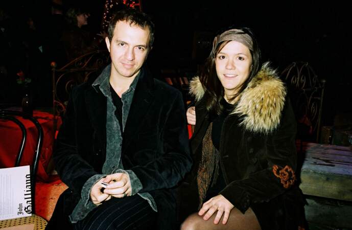 En 2005, il épouse sa compagne Hortense d'Estève.