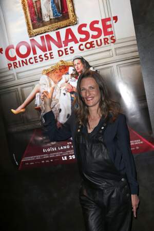 La série "Connasse" sera un succès qui se poursuivra par une suite cinématographique intitulée "Connasse, princesse des cœurs".