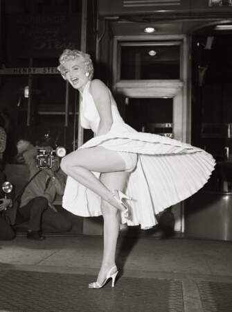 De cette icône qu'est Marilyn Monroe, on retrouve le regard pétillant et coquin chez Clochette.