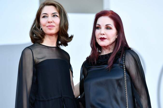 Priscilla Presley et la réalisatrice du film Sofia Coppola à l'avant-première de Priscilla à la Mostra de Venise.