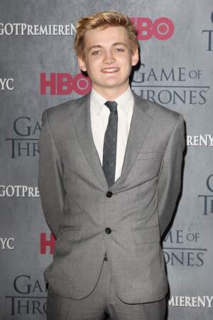 En juillet 2009, Jack Gleeson est engagé pour interpréter le cruel Joffrey Baratheon dans Game of Thrones. 