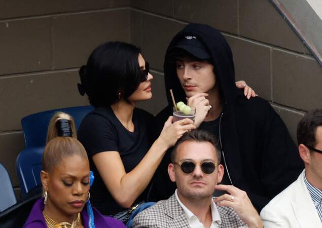 Kylie Jenner se montre très attentionnée envers Timothée Chalamet.